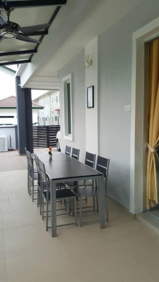 Ipoh Easteden Homestay Exterior foto